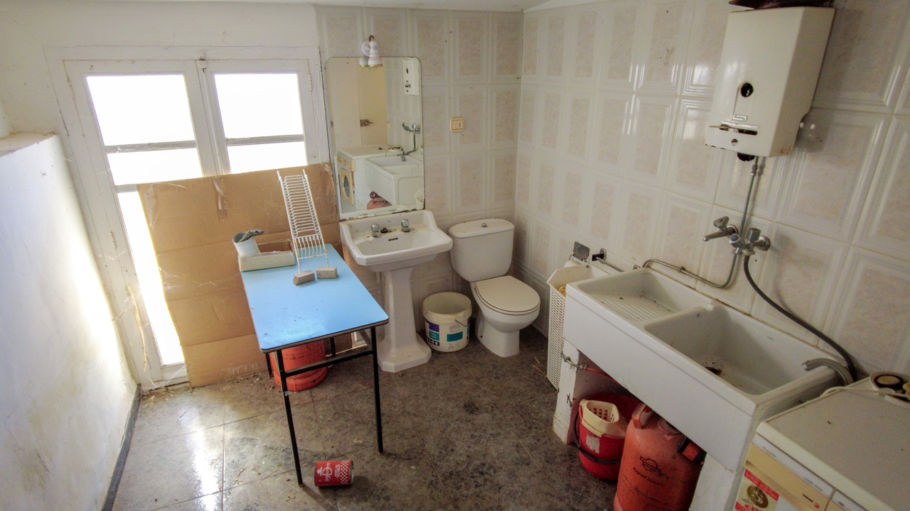 Olive Grove Estates Las Virtudas Alicante Country House for Sale (33)