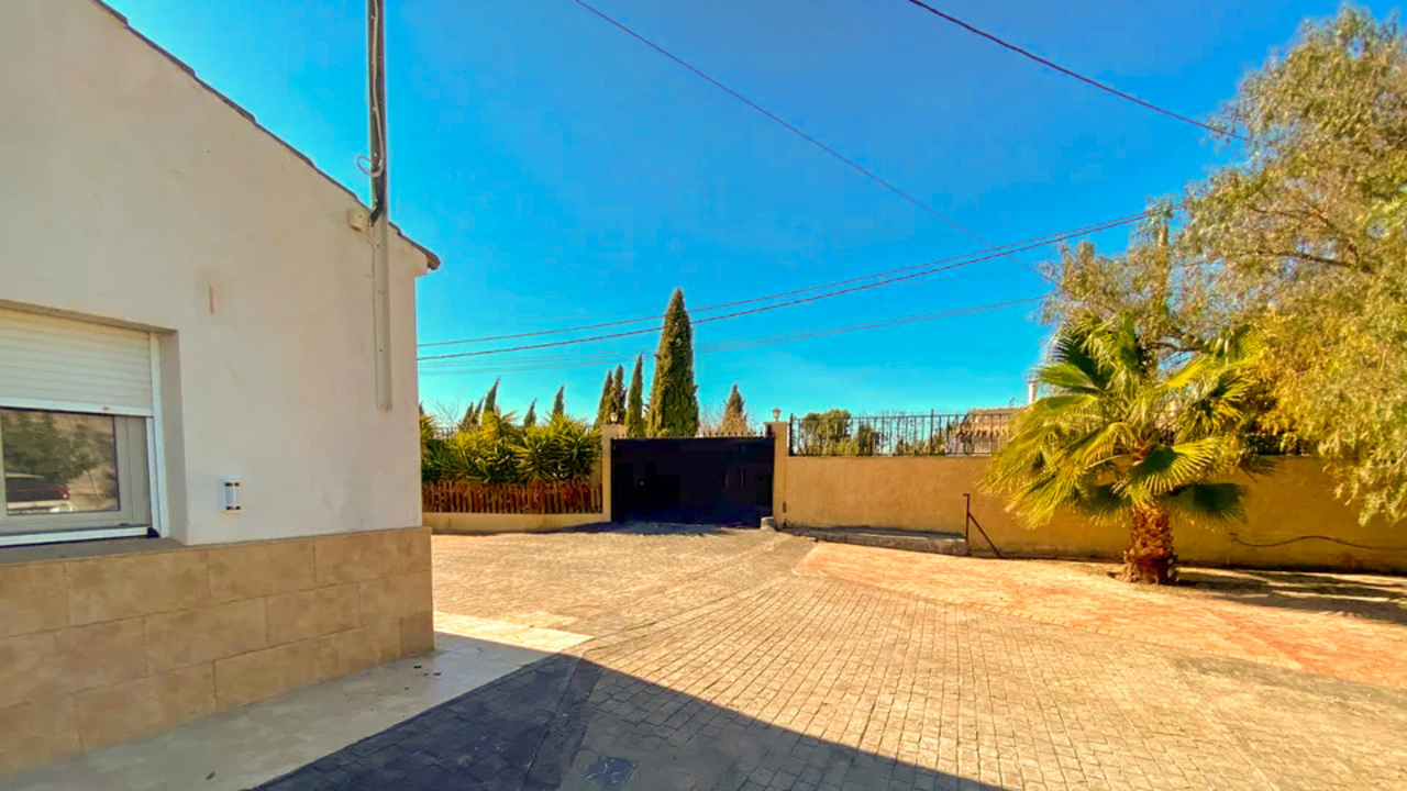 Olive Grove Estates buy a property in spain sax alicante (10)_edited