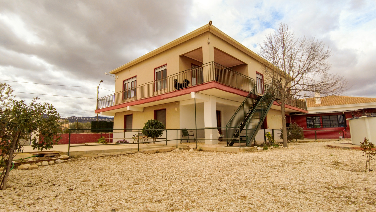 Olive Grove Estates House for Sale Monover Alicante Family Trusted Expert Agend Spanish (2)_edited