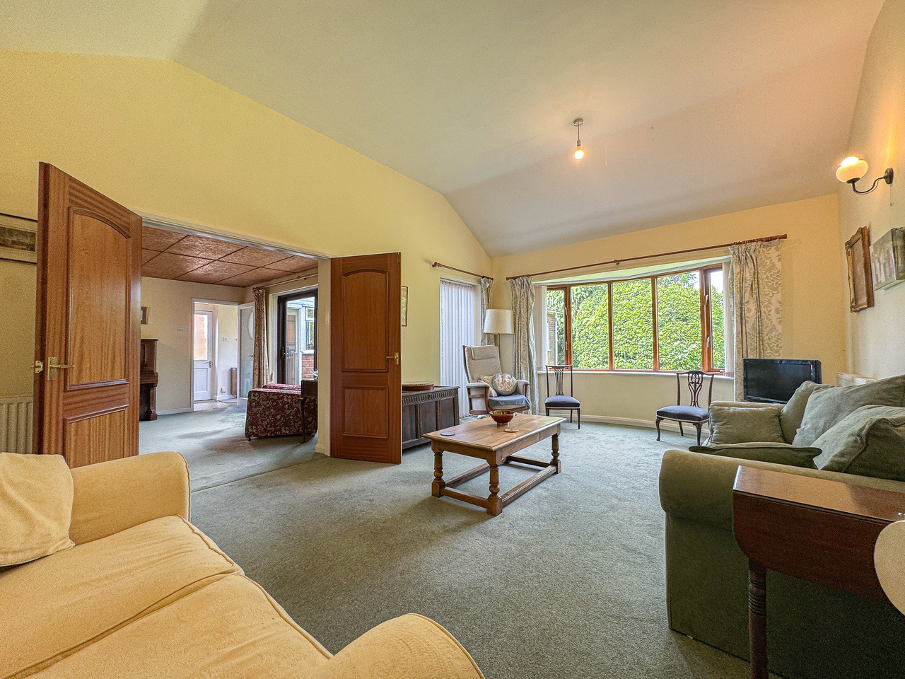 Living Room (4)