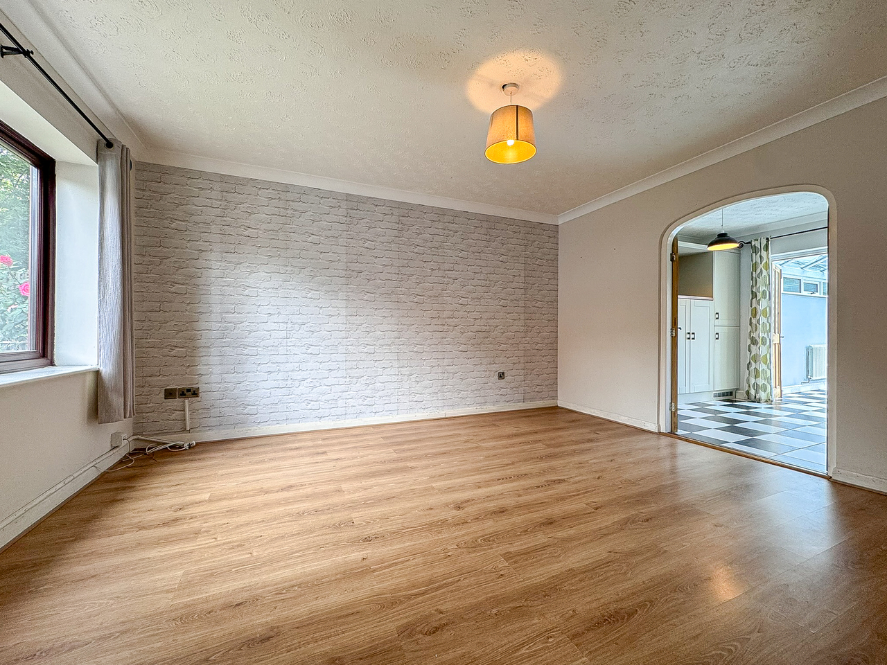 Living Room (3)
