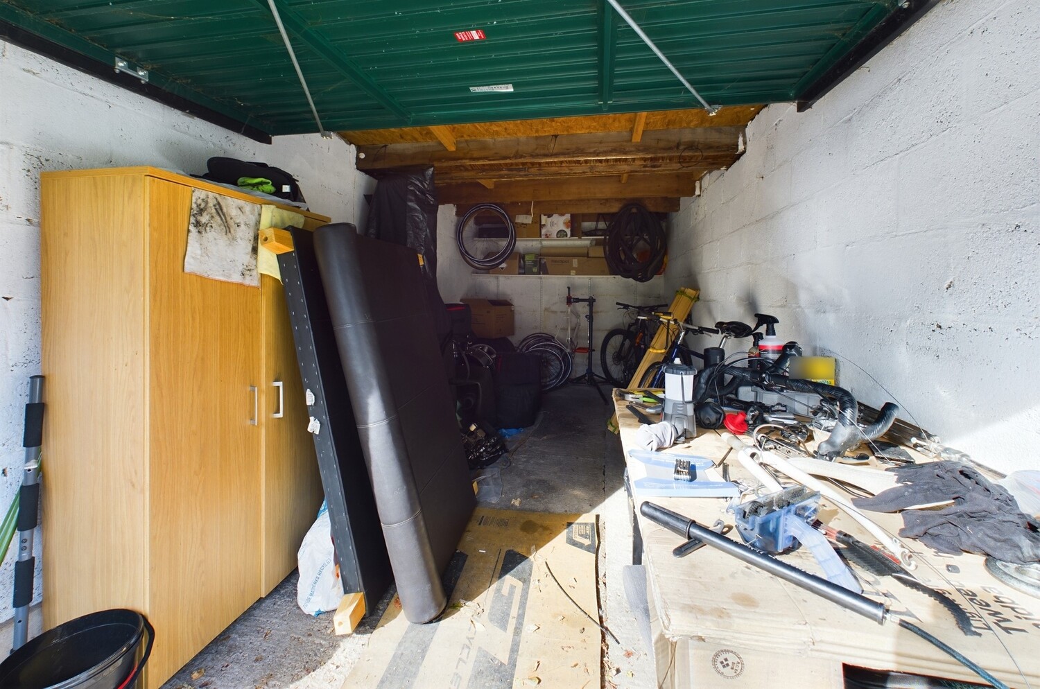 CAM02545G0-PR0336-STILL014