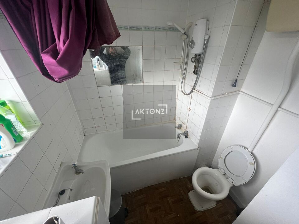 Buxton Court, Thoresby Street, Islington, London