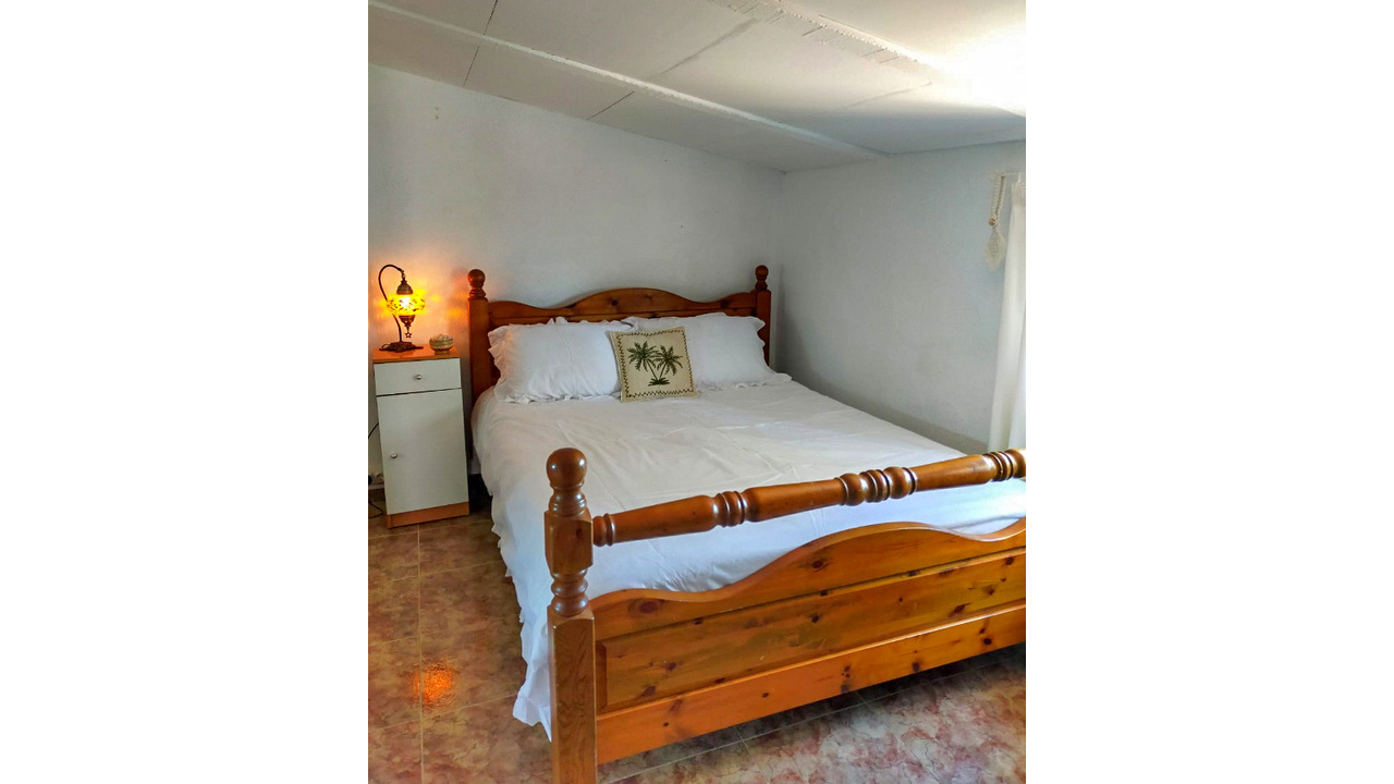 Olive Grove Estates Ayora Valencia Spanish House for sale Off-Grid (8)