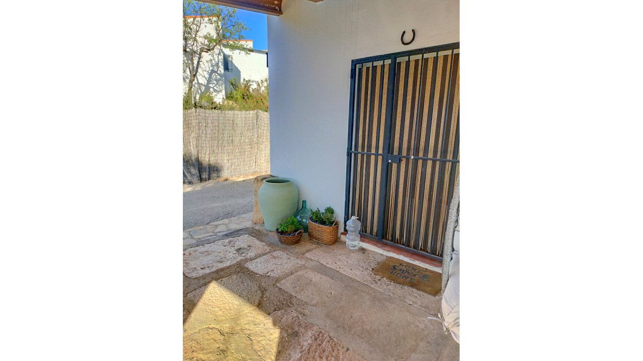 Olive Grove Estates Ayora Valencia Spanish House for sale Off-Grid (9)