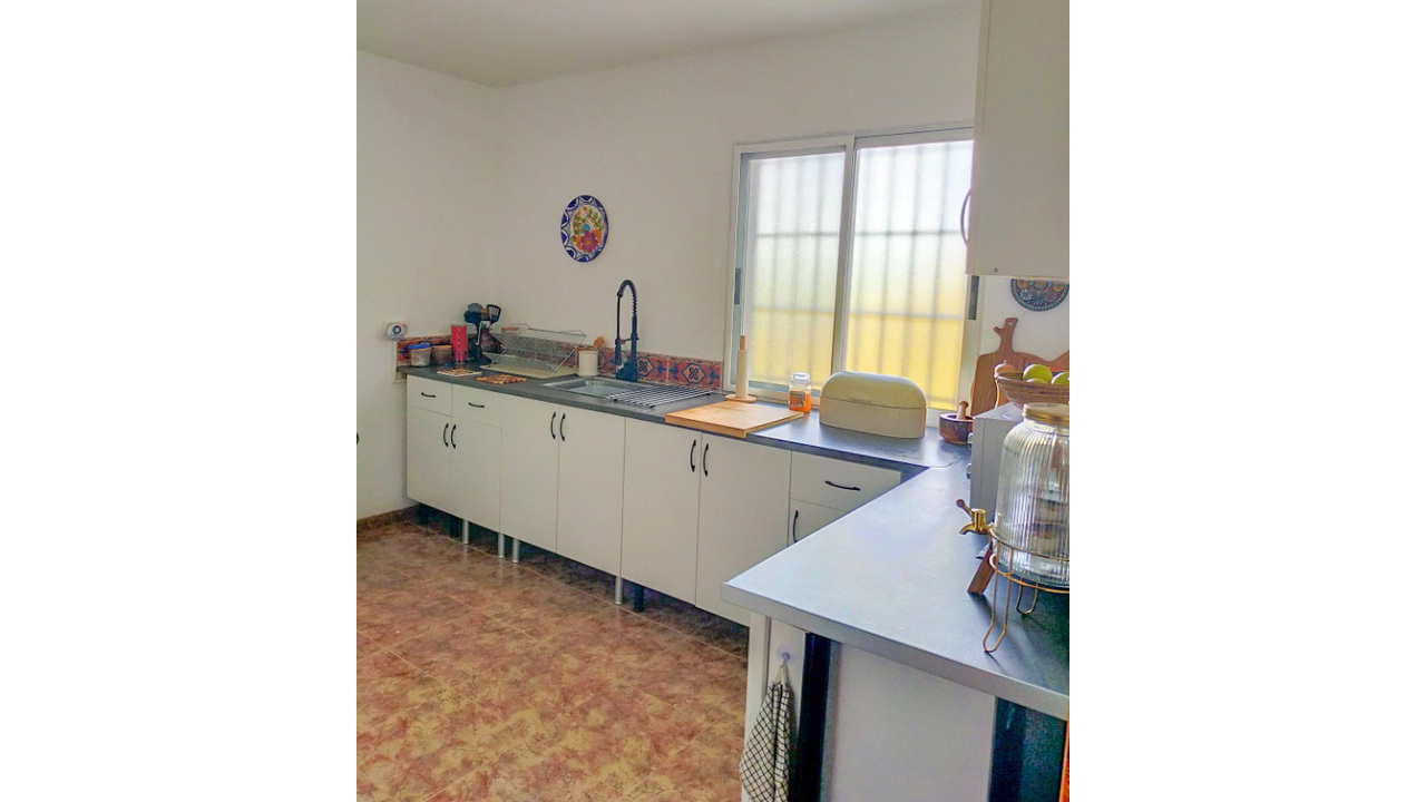 Olive Grove Estates Ayora Valencia Spanish House for sale Off-Grid (34)