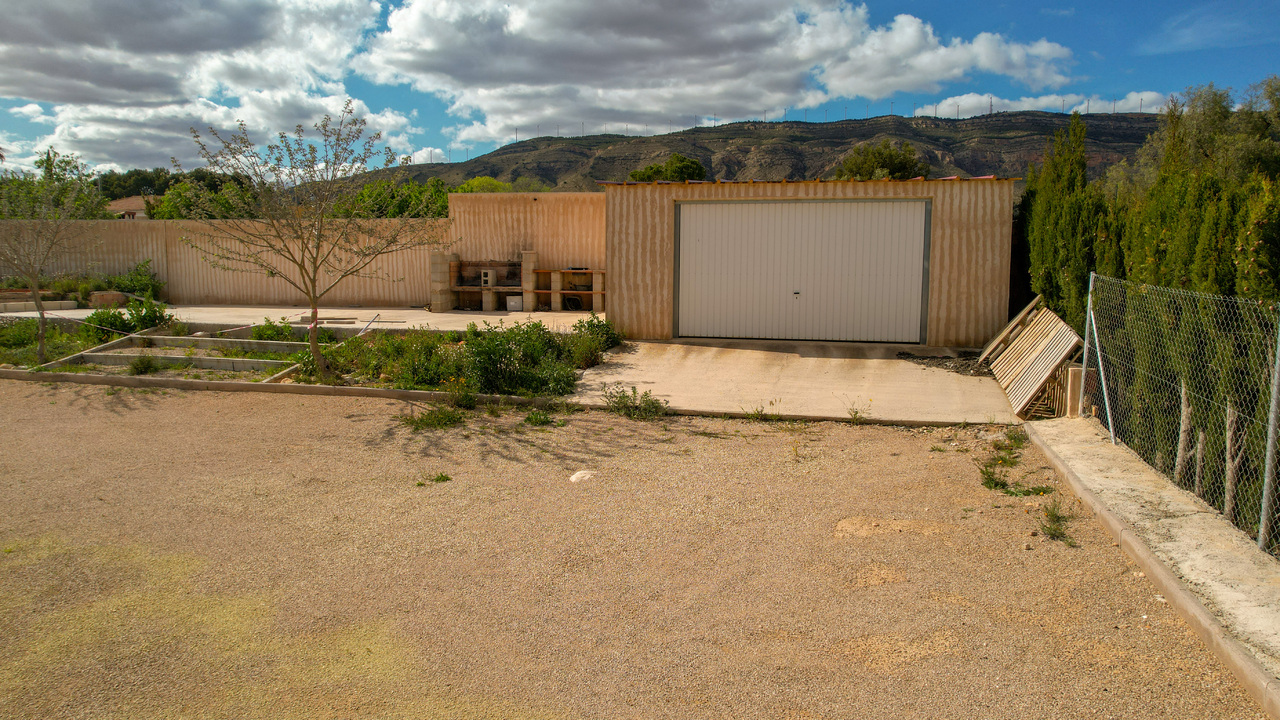 Olive Grove Estates Caudete Fully Legal House in the Country (7)