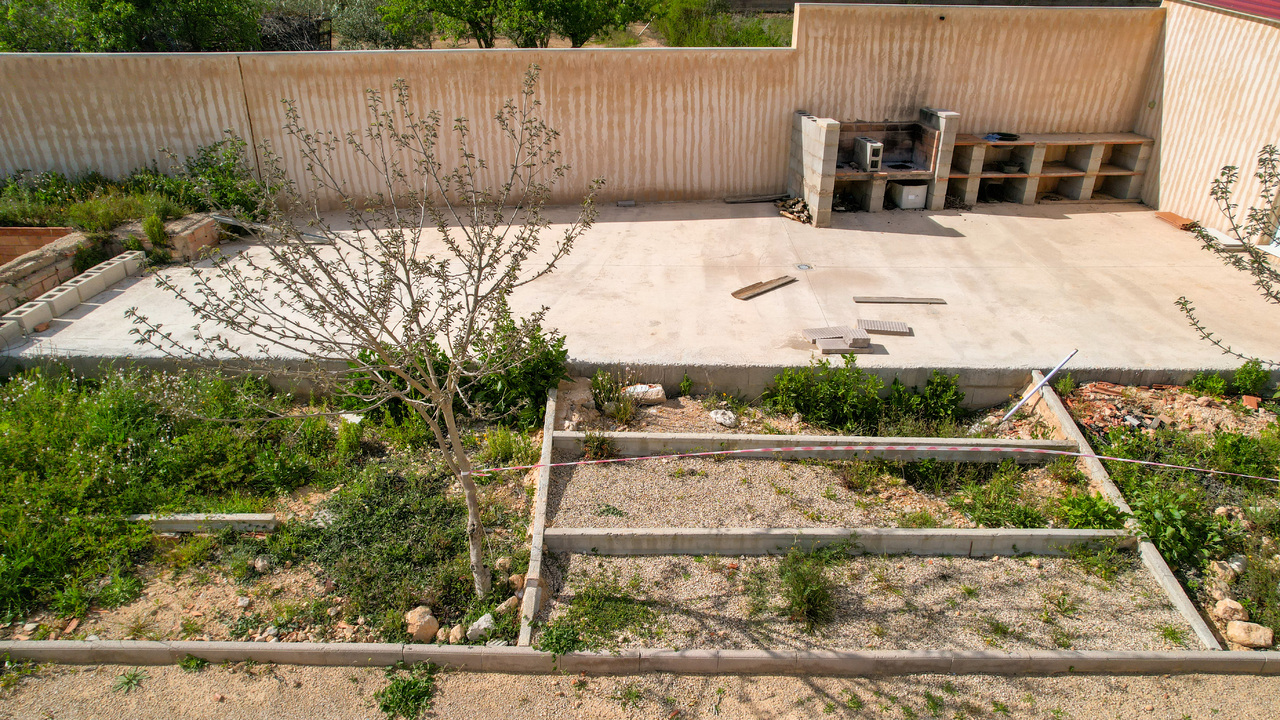 Olive Grove Estates Caudete Fully Legal House in the Country (10)
