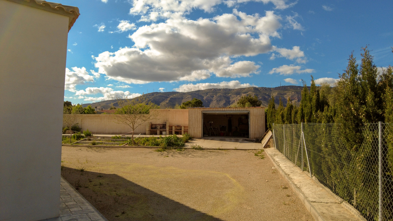 Number 1 Olive Grove Estates Caudete Alicante villa countryside (37)
