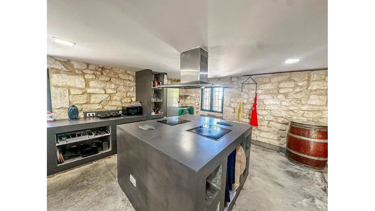 Olive Grove Estates Luxury Spanish Villa business AirbnB (3)