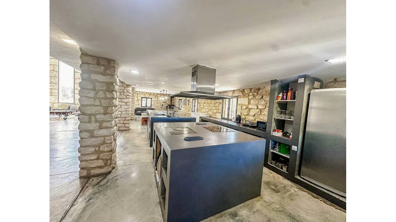 Olive Grove Estates Luxury Spanish Villa business AirbnB (4)