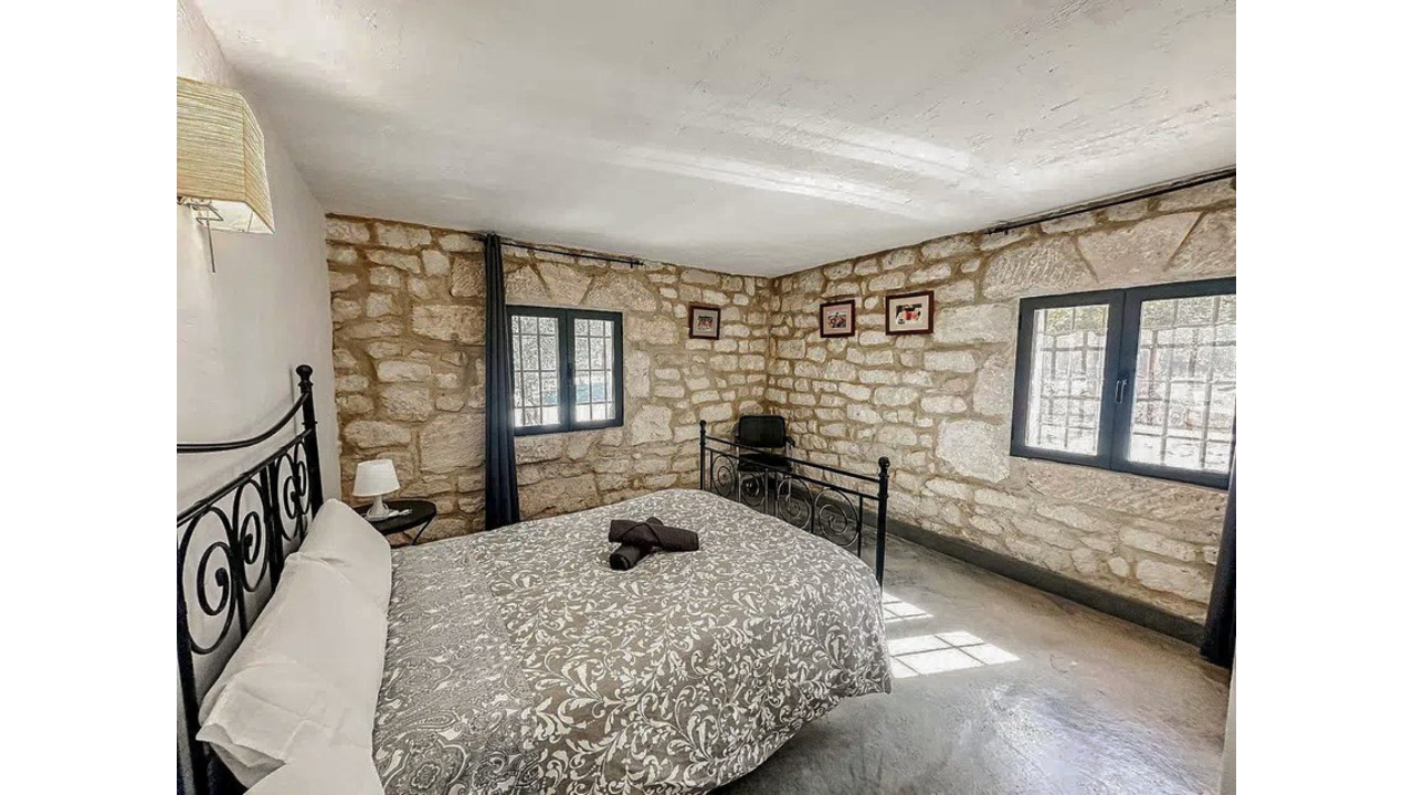 Olive Grove Estates Luxury Spanish Villa business AirbnB (10)
