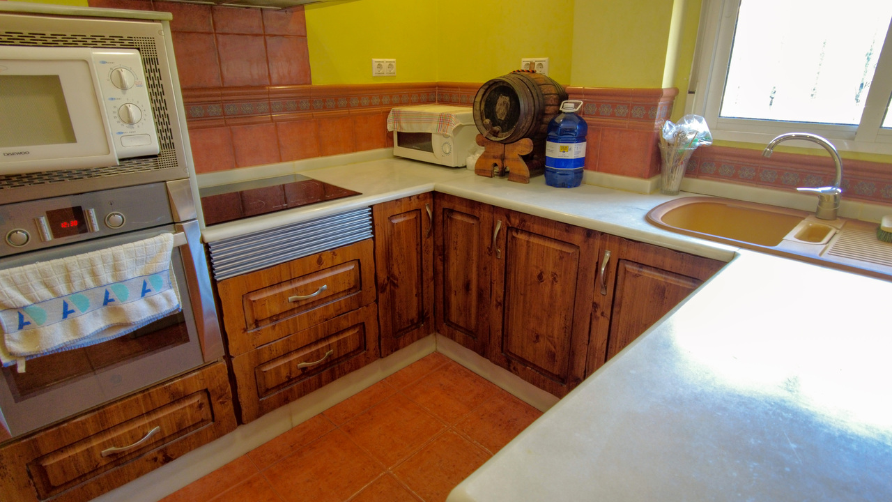 Olive Grove Estates Sax Alicante Bargain Property Spain (21)