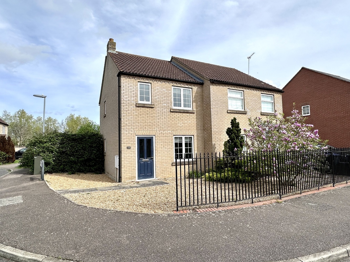 View properties — Pocock + Shaw