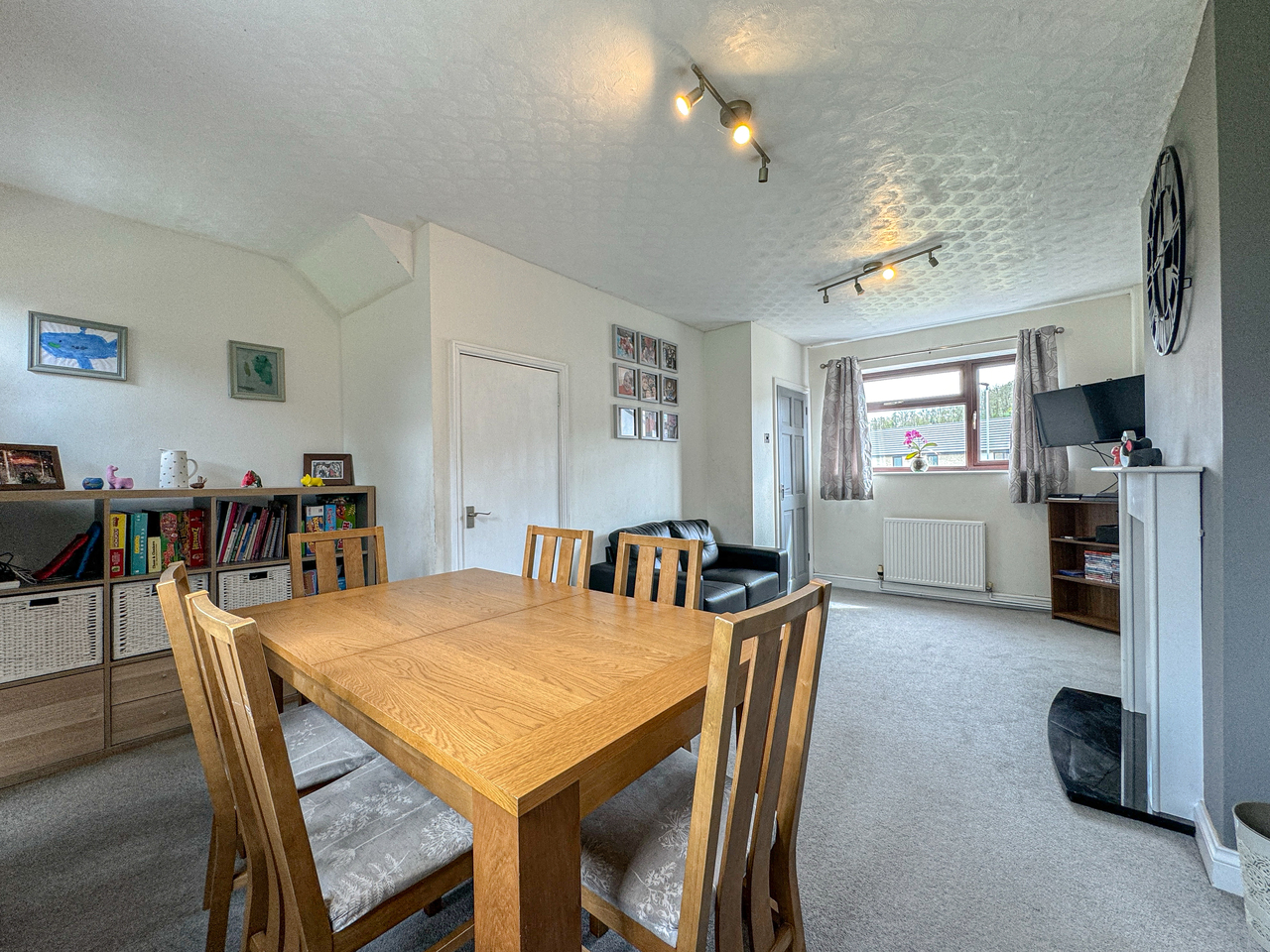 7 Elmdale - Dining room (2)