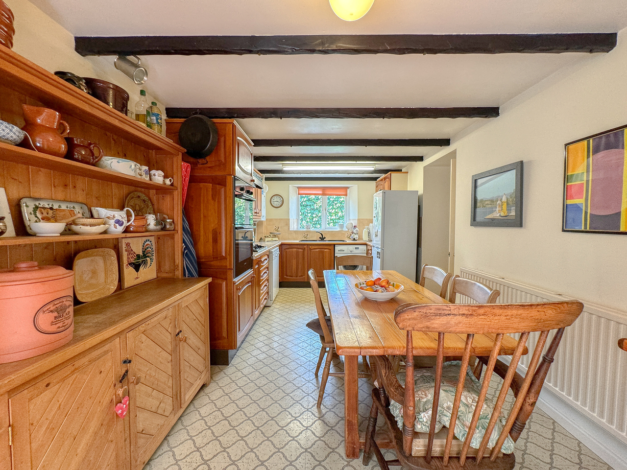 Kitchen breakfast room