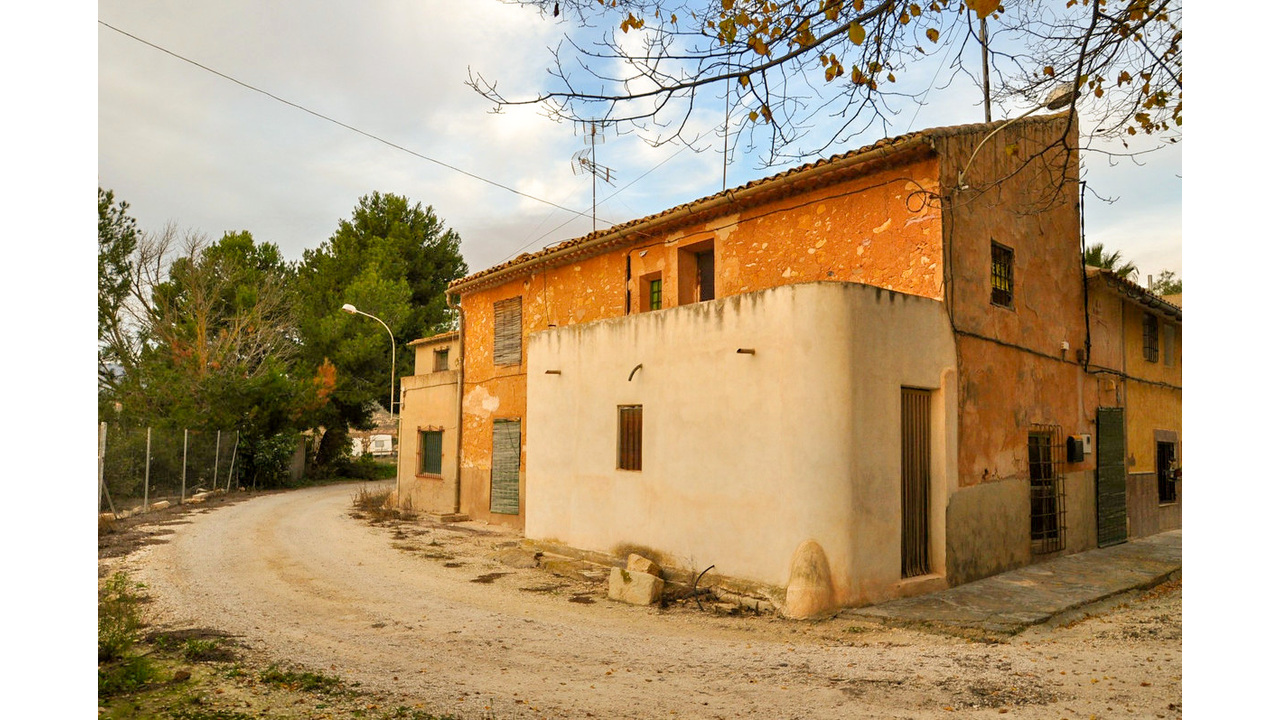 Olive Grove Estates Pinoso Country House for reform renovation spanish dream property (20)