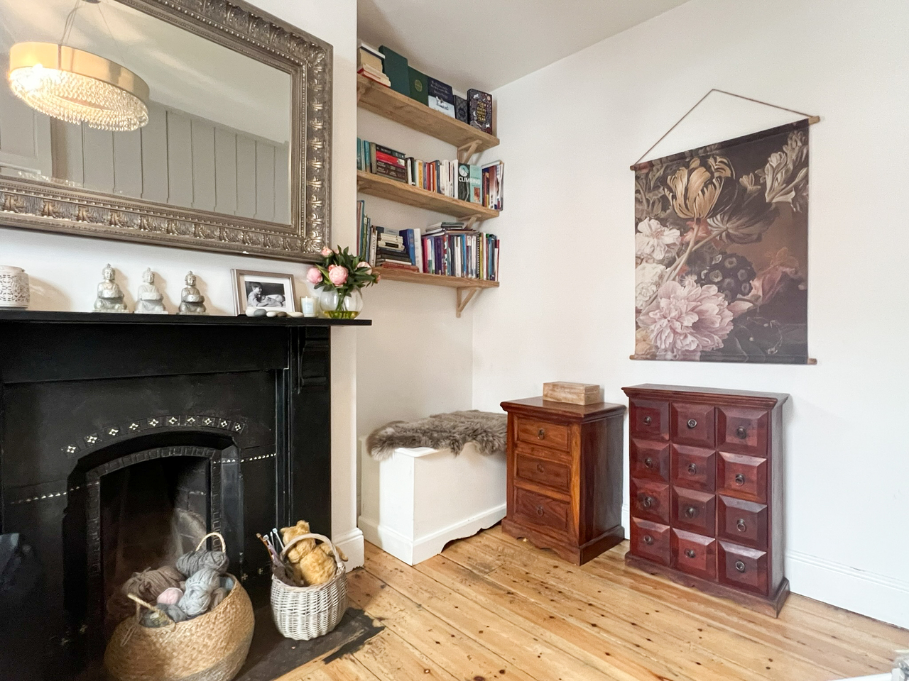 34 Stanhope Street - living room