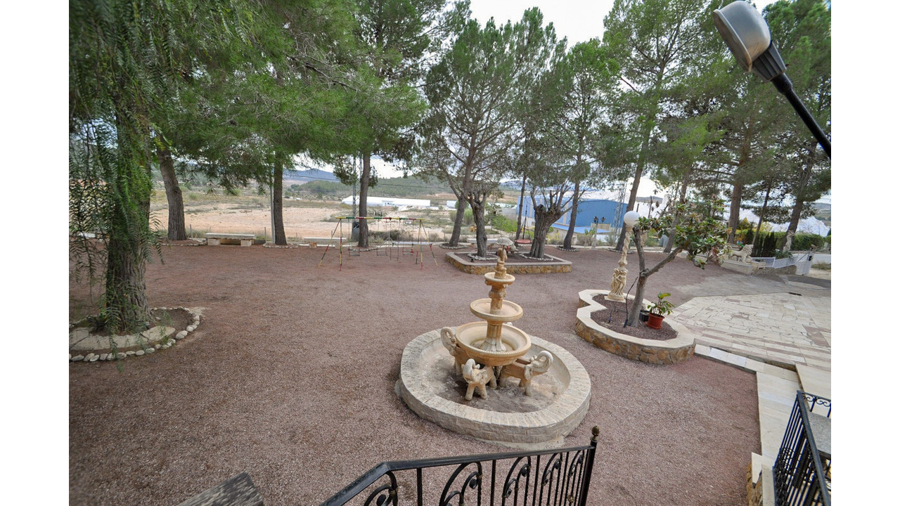 Olice Grove Estates Cave House Pinoso Best agency in Spain Fantastic (5)