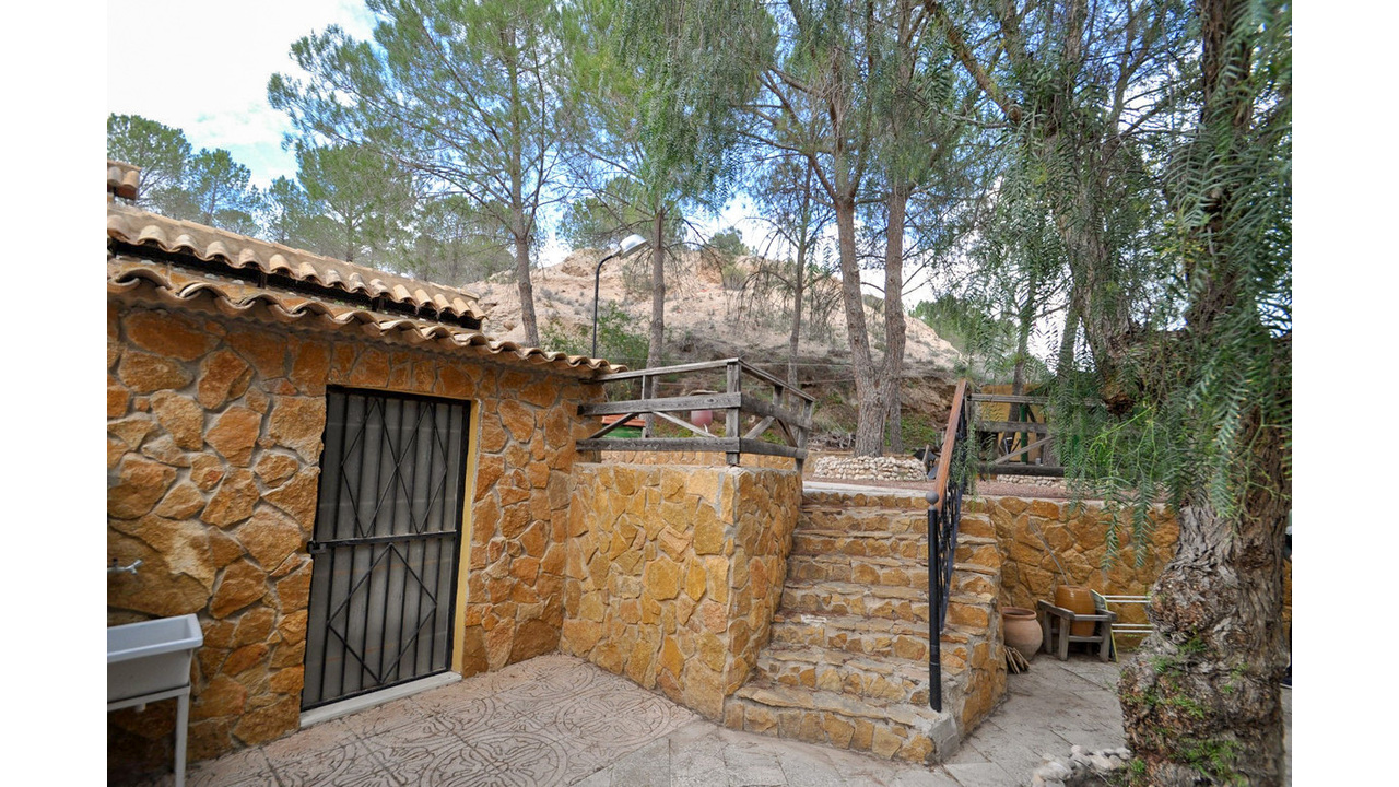 Olice Grove Estates Cave House Pinoso Best agency in Spain Fantastic (11)