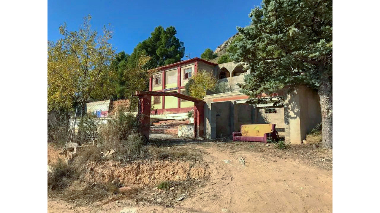 Olive Grove Estates Salinas Alicante DIY Reform Project Country House views (17)