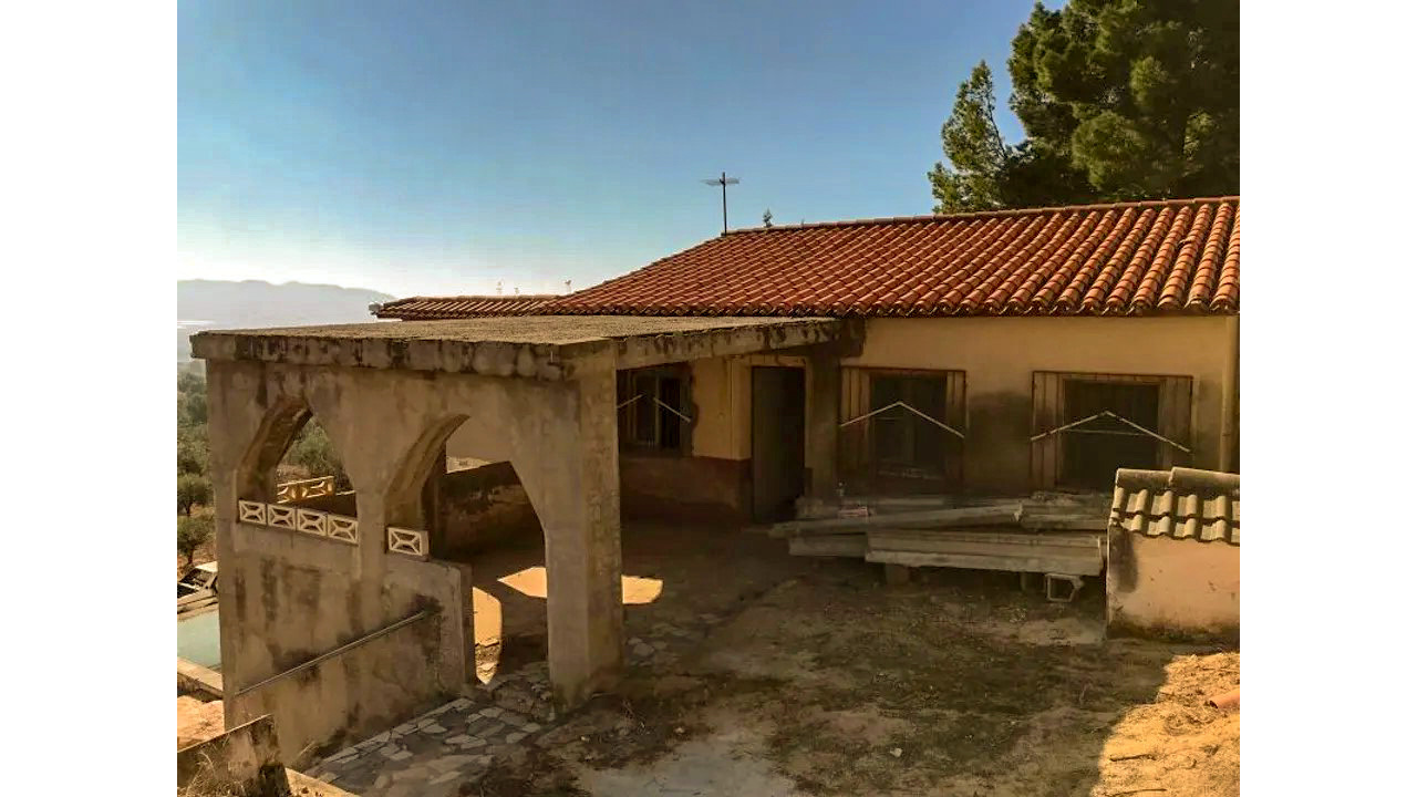 Olive Grove Estates Salinas Alicante DIY Reform Project Country House views (25)