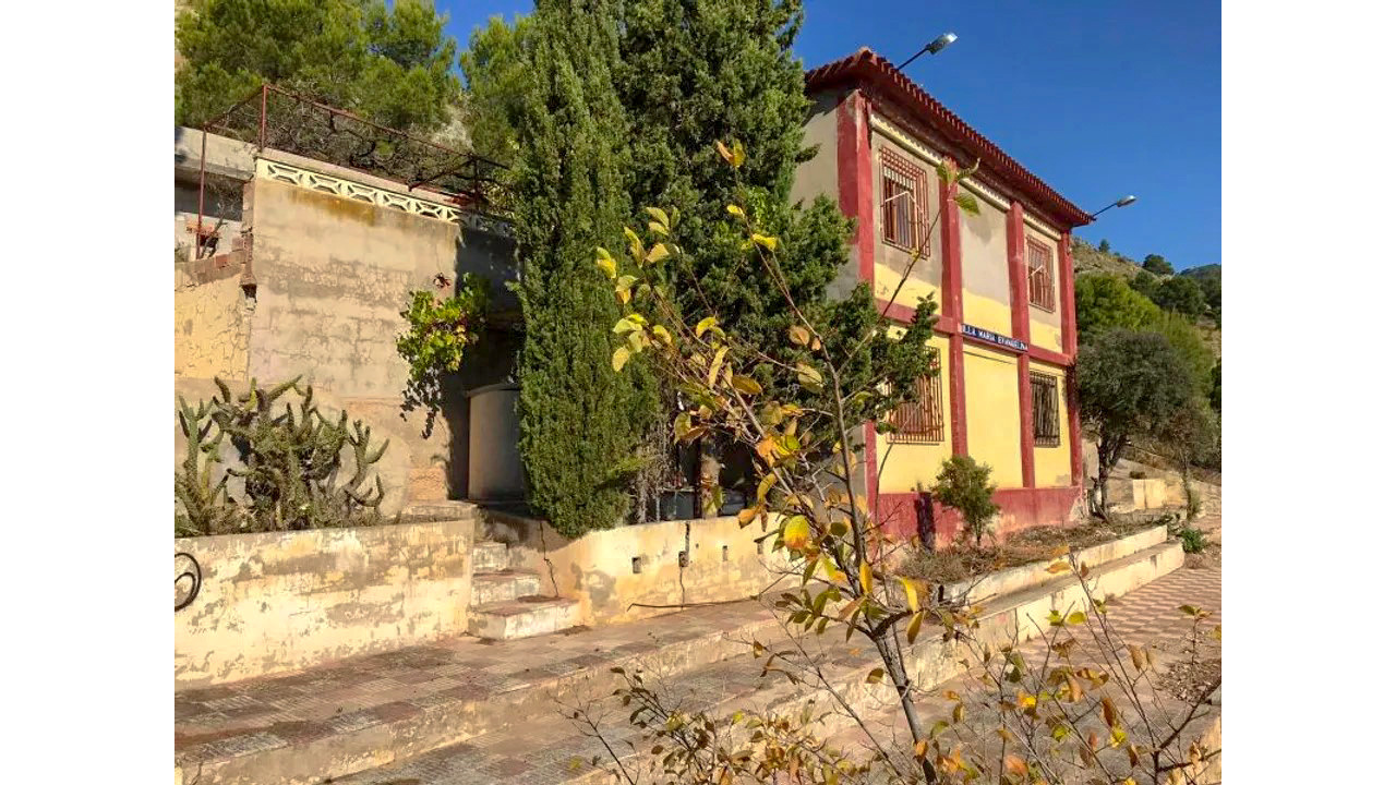 Olive Grove Estates Salinas Alicante DIY Reform Project Country House views (27)