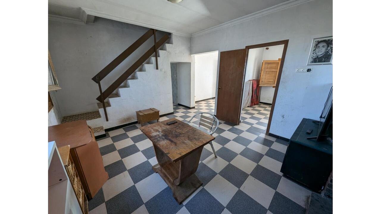 Olive Grove Estates Caudete Country Home for Renovation  (7)