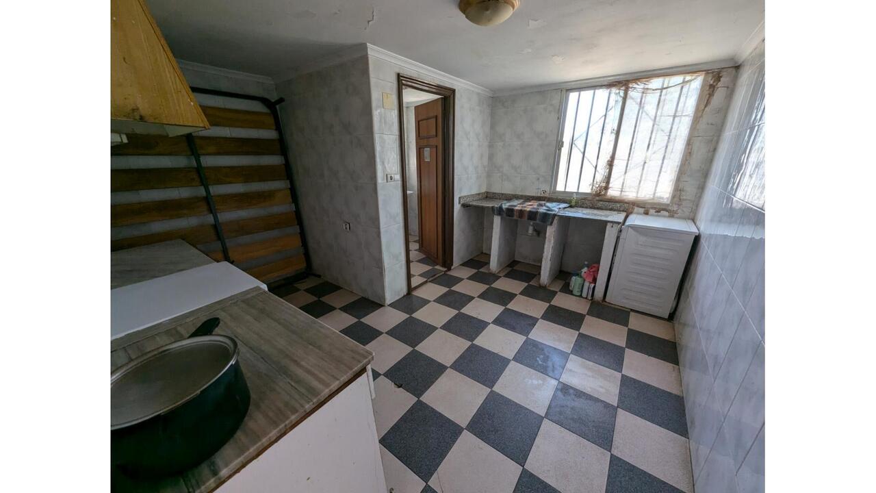 Olive Grove Estates Caudete Country Home for Renovation  (19)