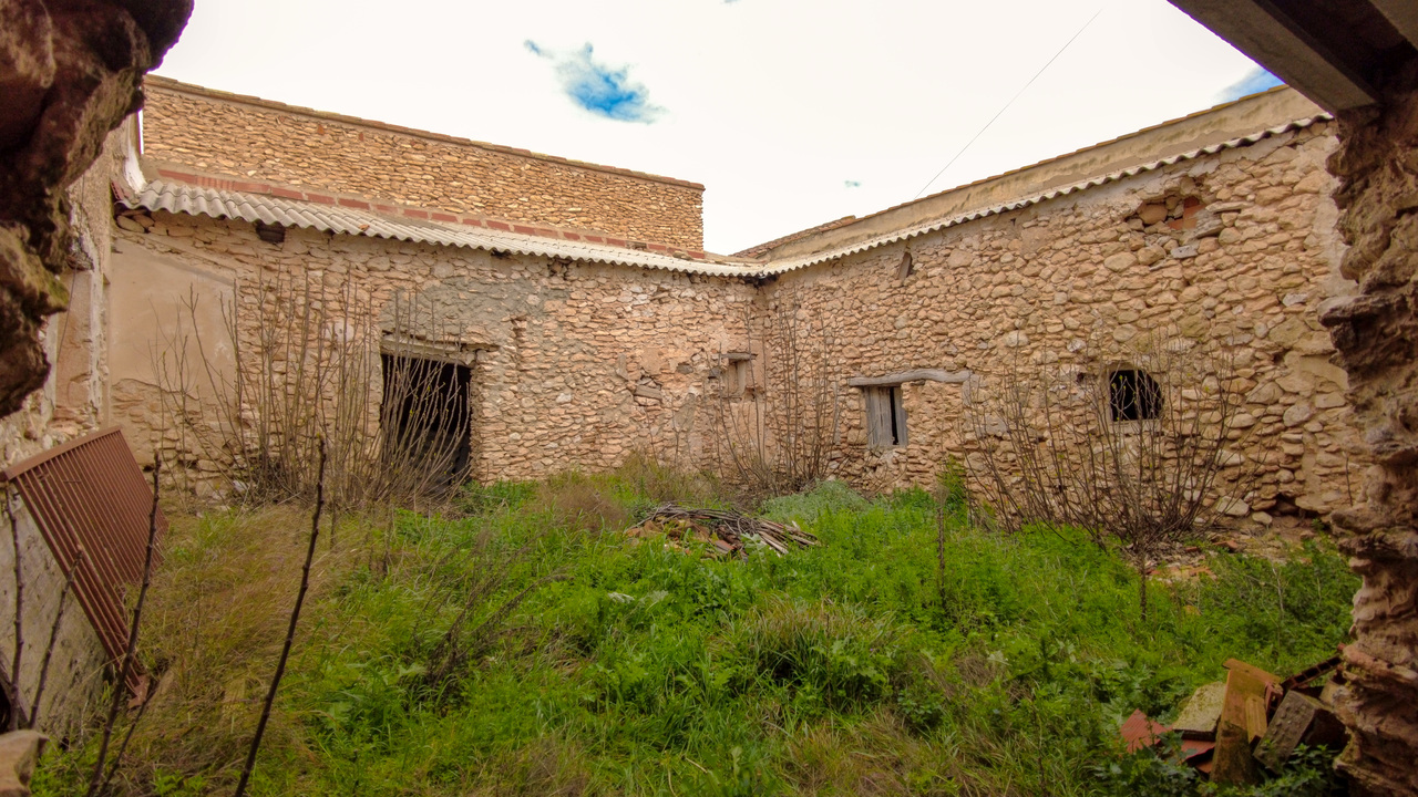 Olive Grove Estates Bargain Spanish country house Villa Finca Farm (3)