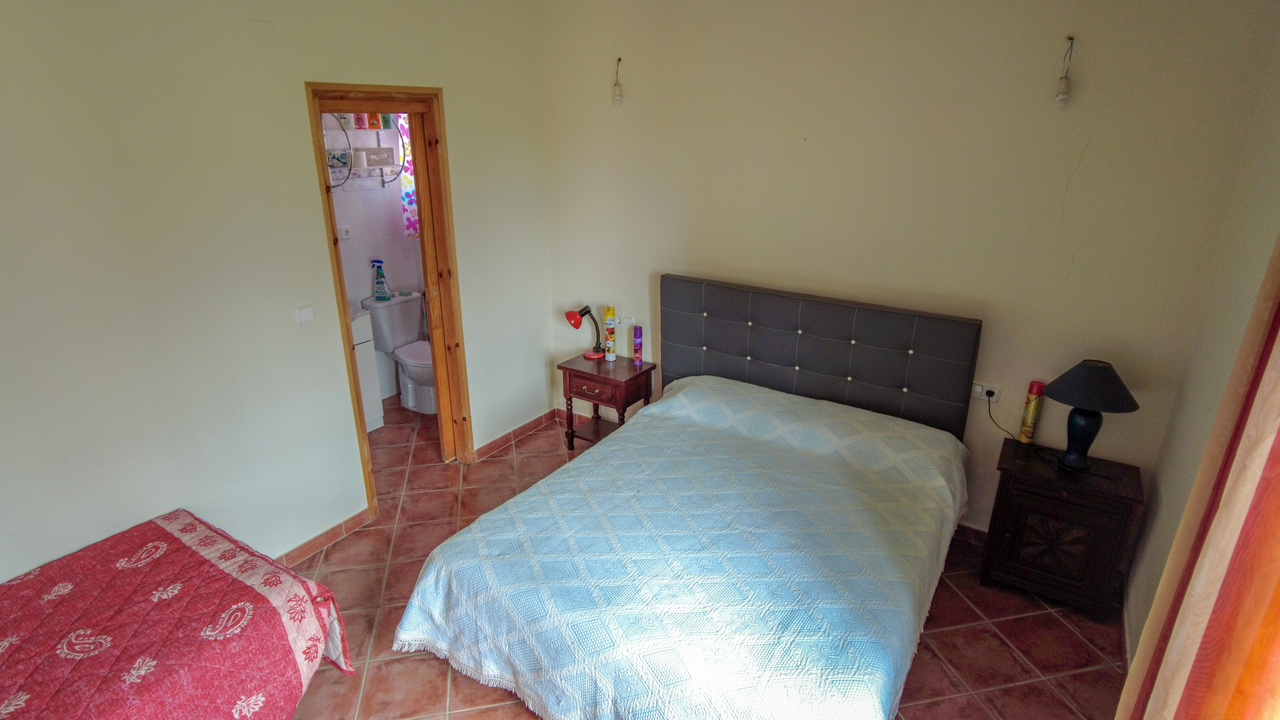 Olive Grove Estates Bargain Spanish country house Villa Finca Farm (11)