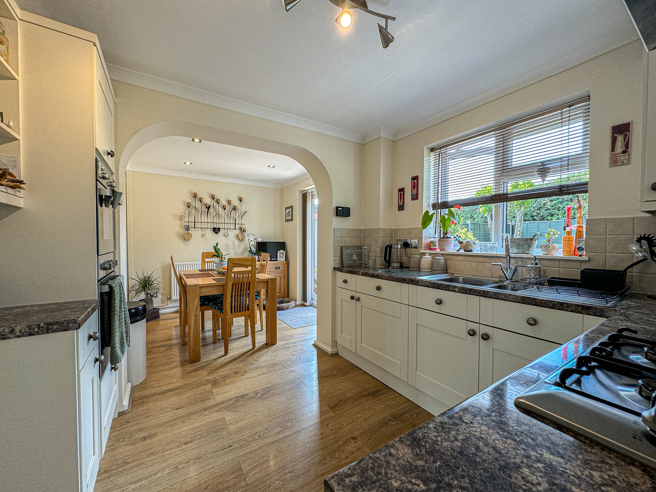 Kitchen dining room