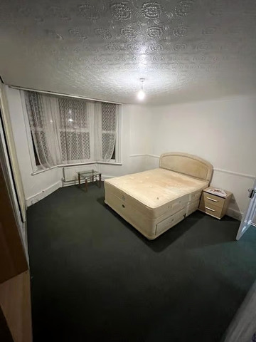 Hamilton Road, Thornton Heath, Surrey image 1
