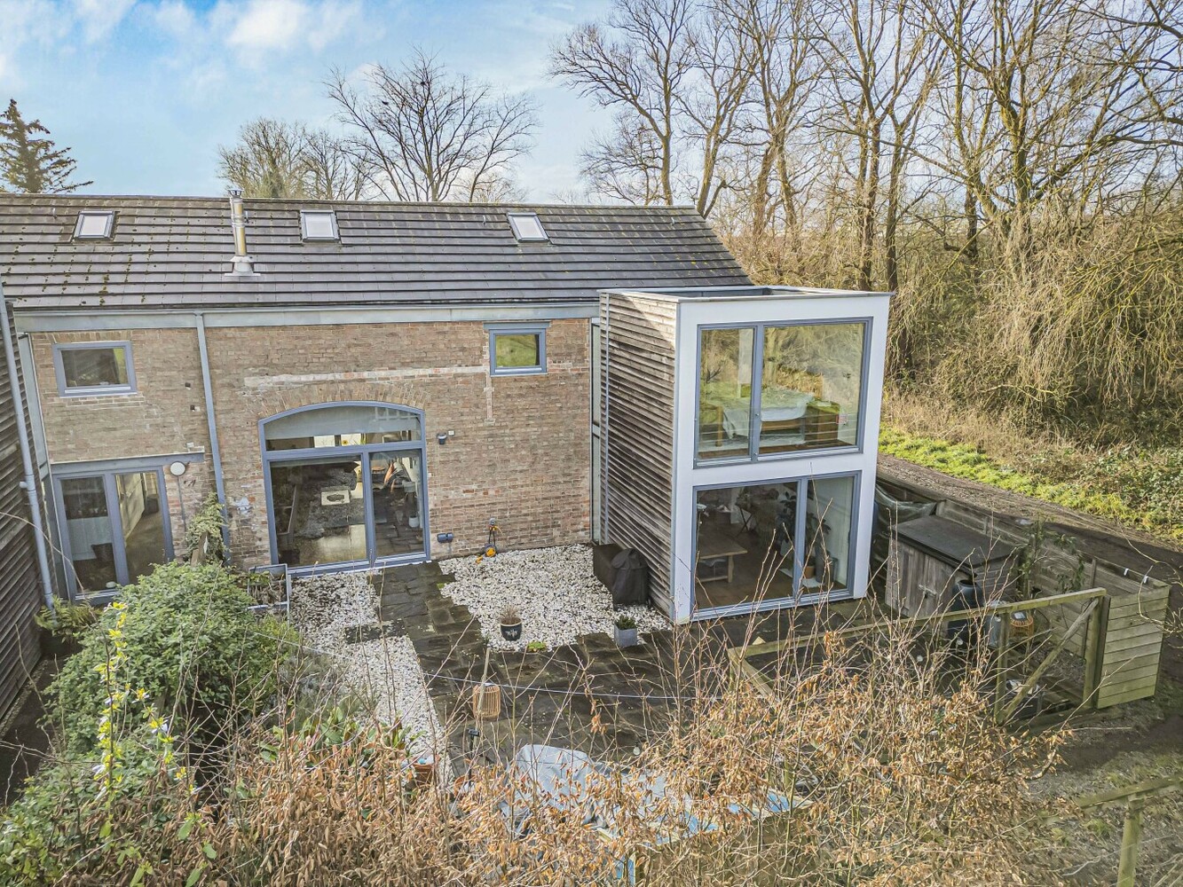 House Main