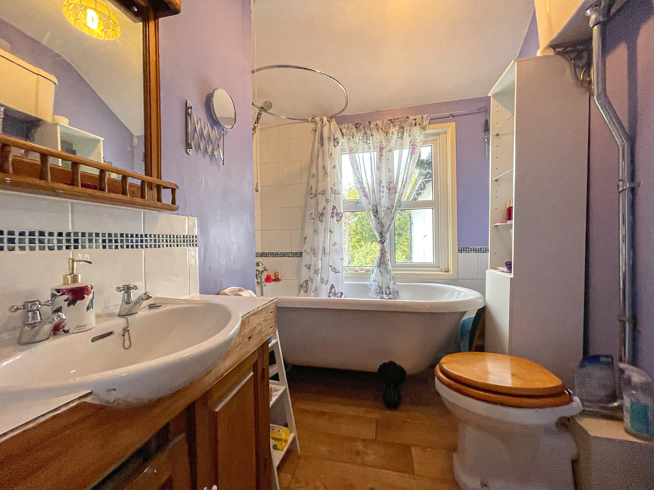 65 Old Eign Hill - Bathroom