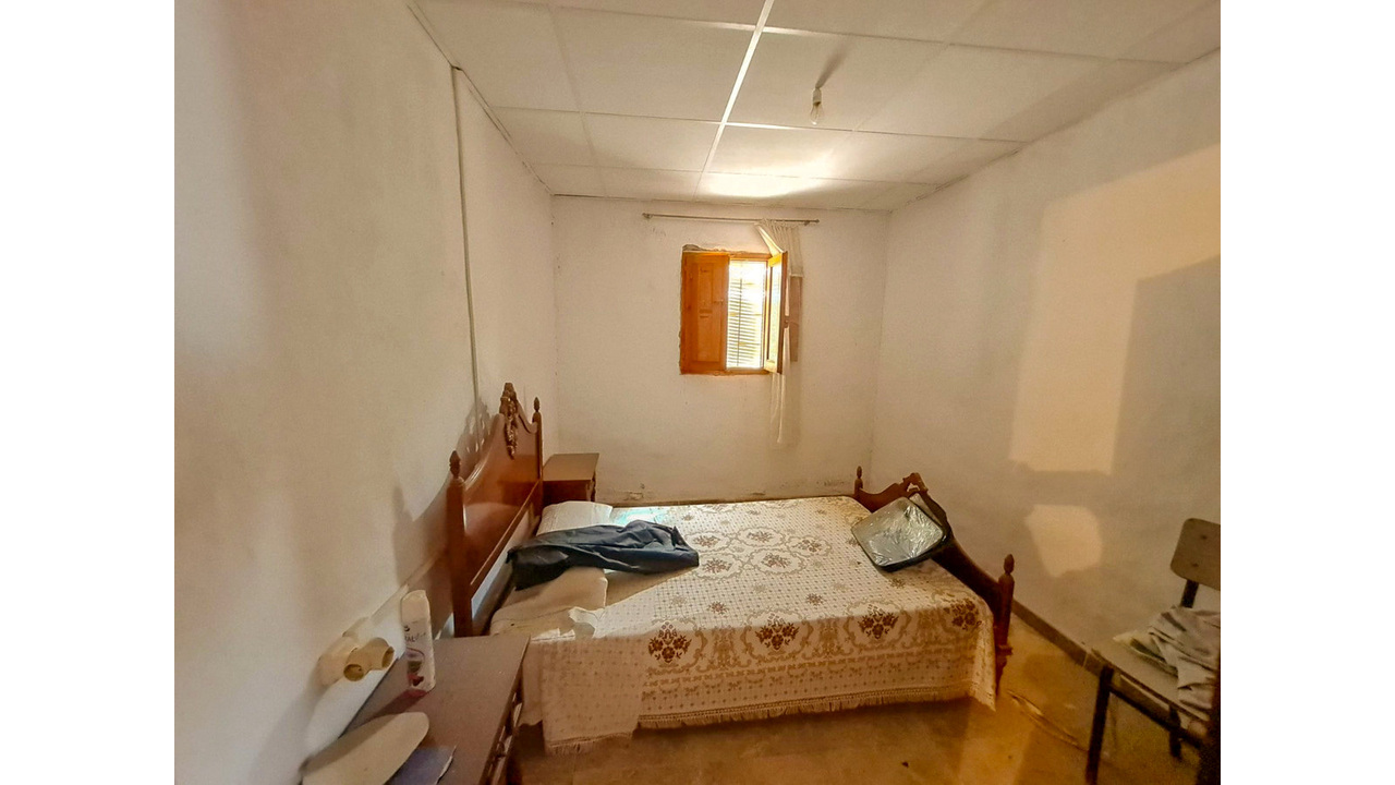 Olive Grove Estates Pinoso Alicante Renovation Vill project (15)_edited