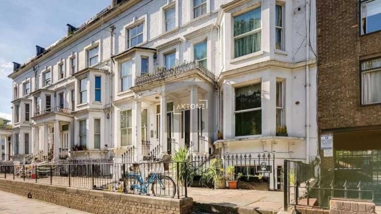 Earls Court Road, South Kensington, London