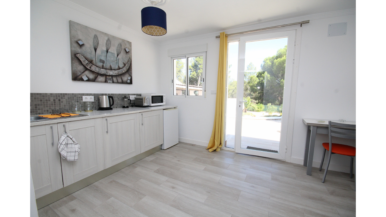 19. Casita Lounge  Kitchen