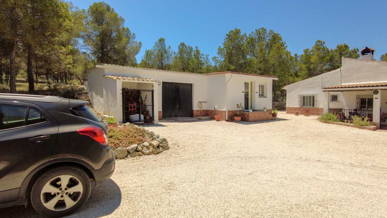 Olive Grove Estates Sax Alicante Property for sale Spain (62)