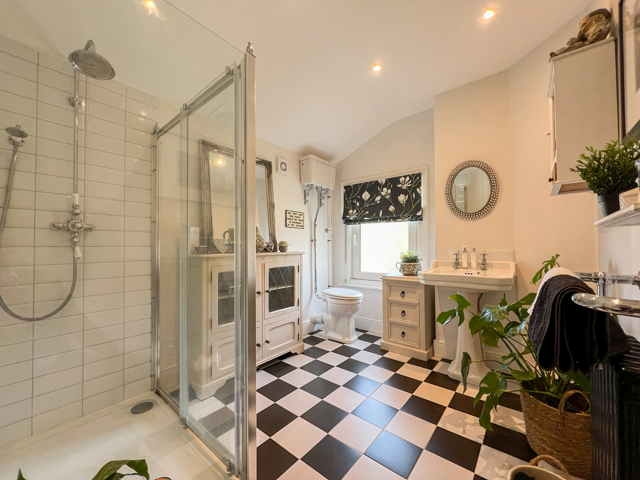 91 Baysham Street - shower room