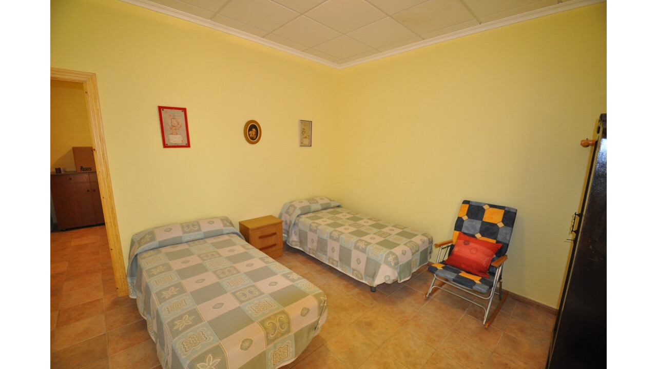 Olive Grove Estates Bargain Country House Pinoso Alicante (6)