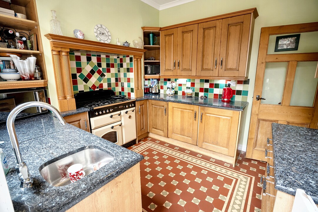 11 St. Johns Mount, Wakefield, West Yorkshire, WF1 2RR