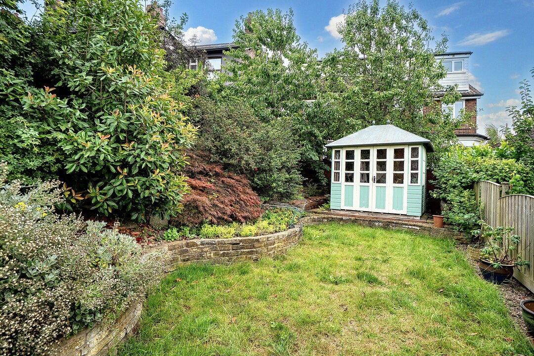 11 St. Johns Mount, Wakefield, West Yorkshire, WF1 2RR