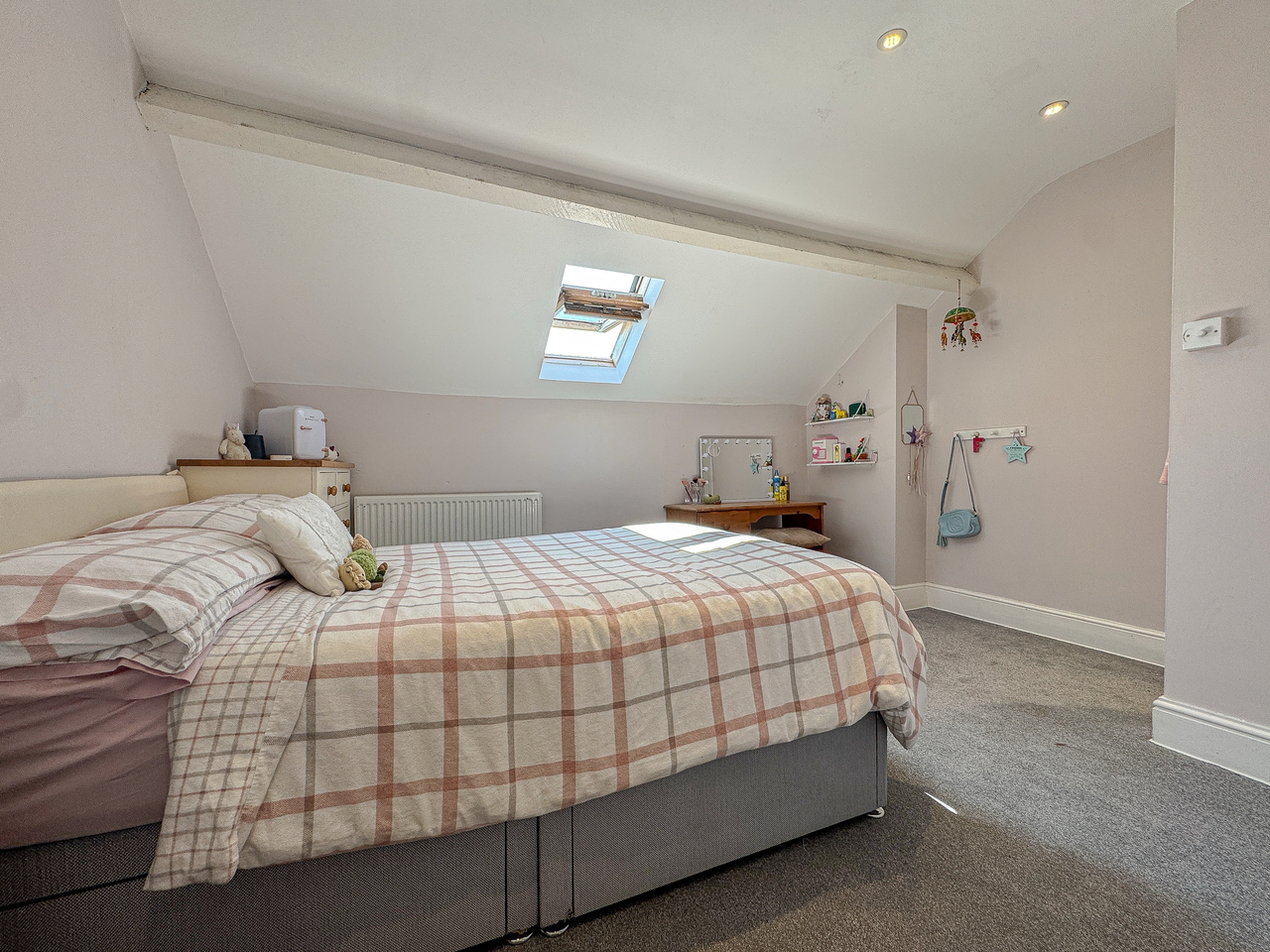 Bed 3 (2)