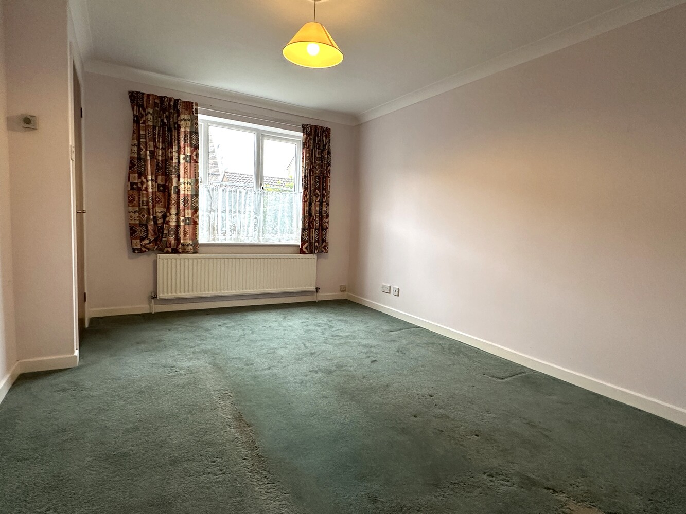 Sitting Room 3.JPG