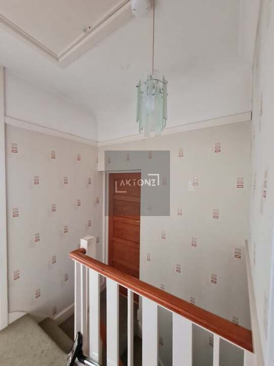 Summit Road, Northolt, London UB5