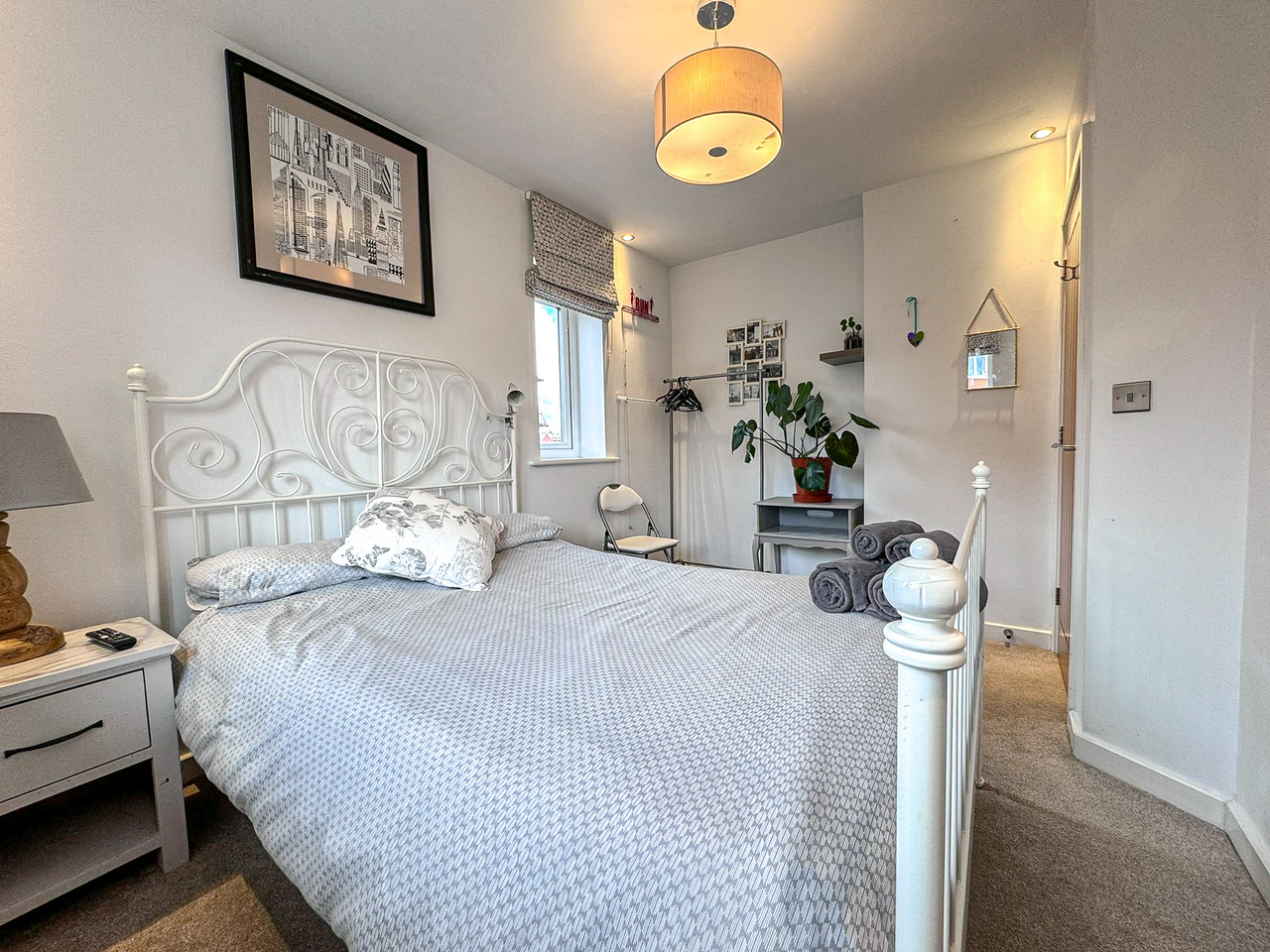 1 Avocet Rd - Bed 4 (2)