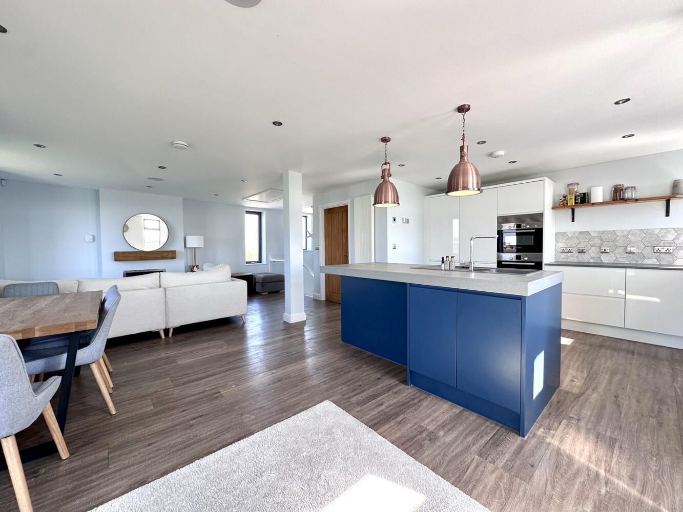 Kitchen main