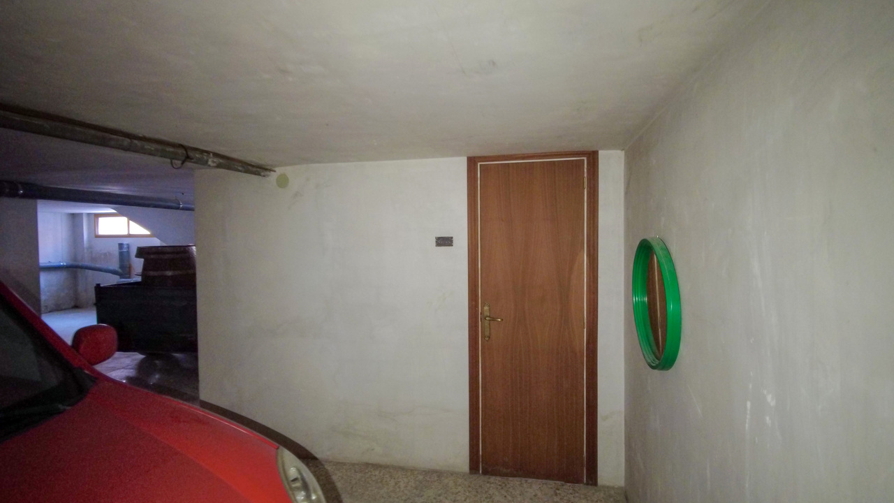 Caudete Large Garage Olive Grove Estates Workshop for sale trusted number 1 garaje en venta (5)