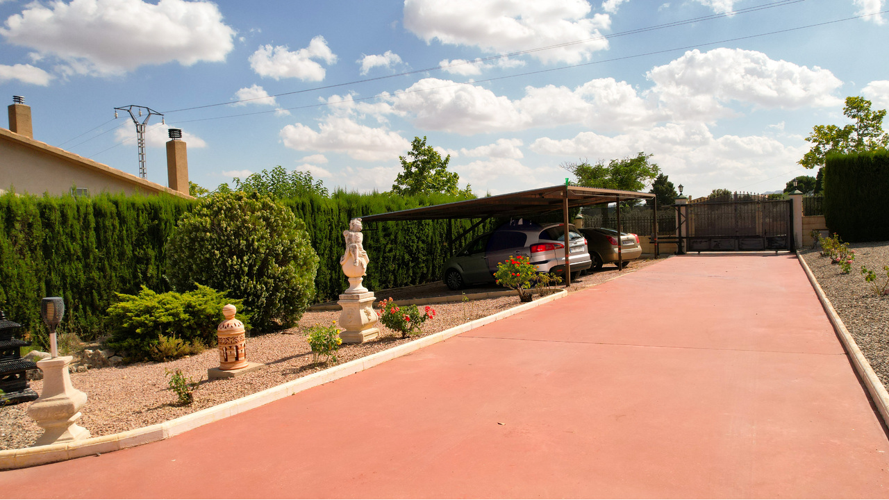 Olive Grove Estates Caudete Spanish Property for sale Holiday home Alicante (6)